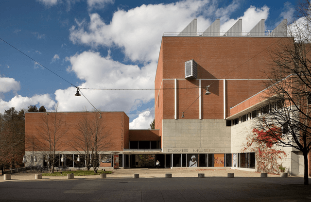 Davis Museum at Wellesley College