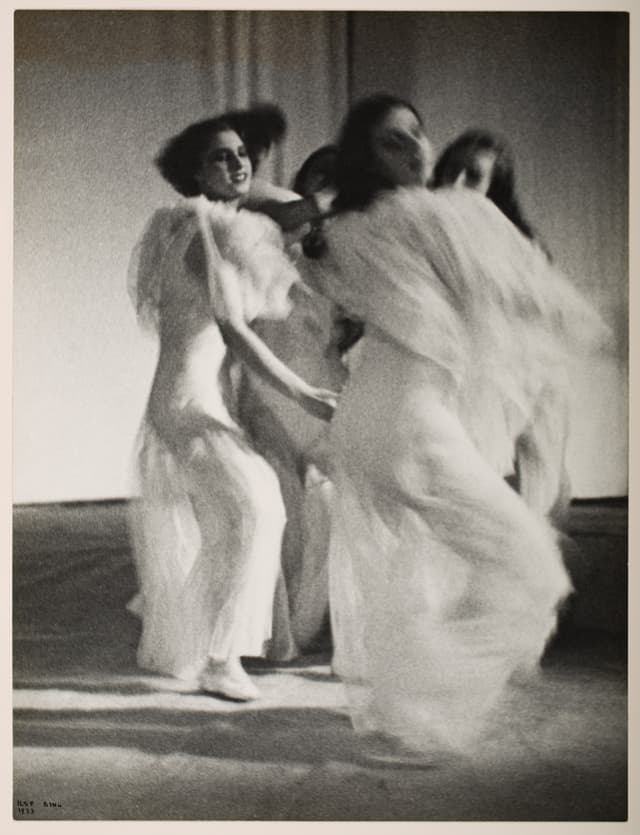 The Worlds of Ilse Bing